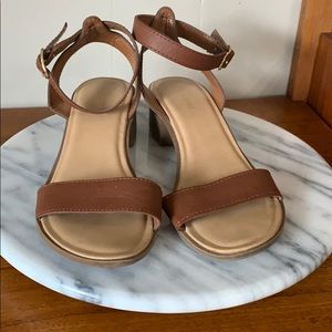 Old Navy sandals